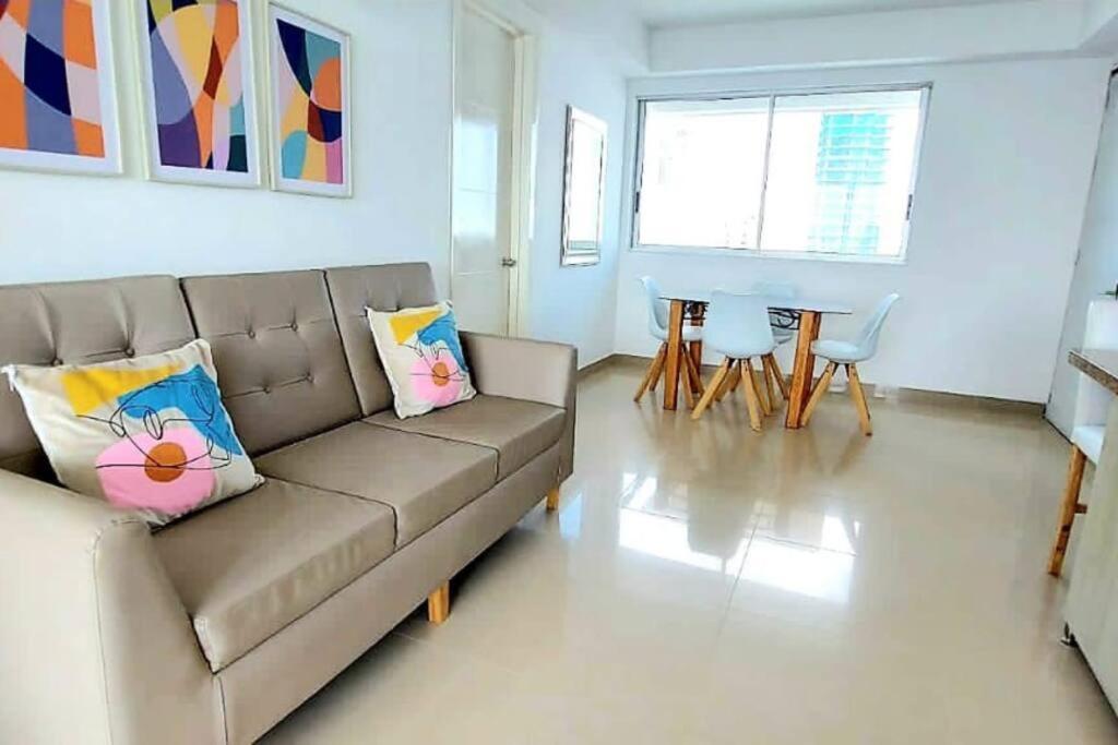 Hotel Hermoso Apartamento Vista Al Mar. Edf Palmetto 1 .